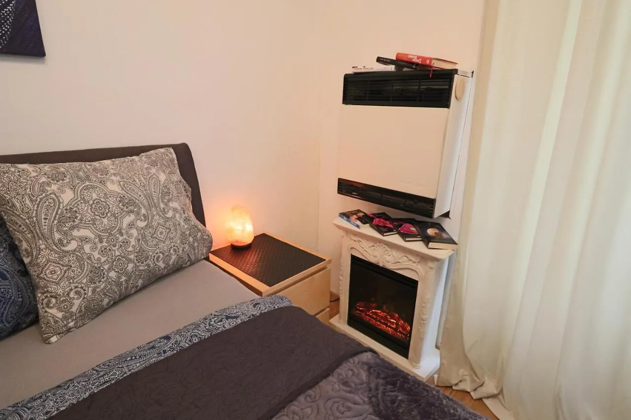 Apartment Relax Strasnice: With Private Infra-Sauna ! Prague Czech Republic